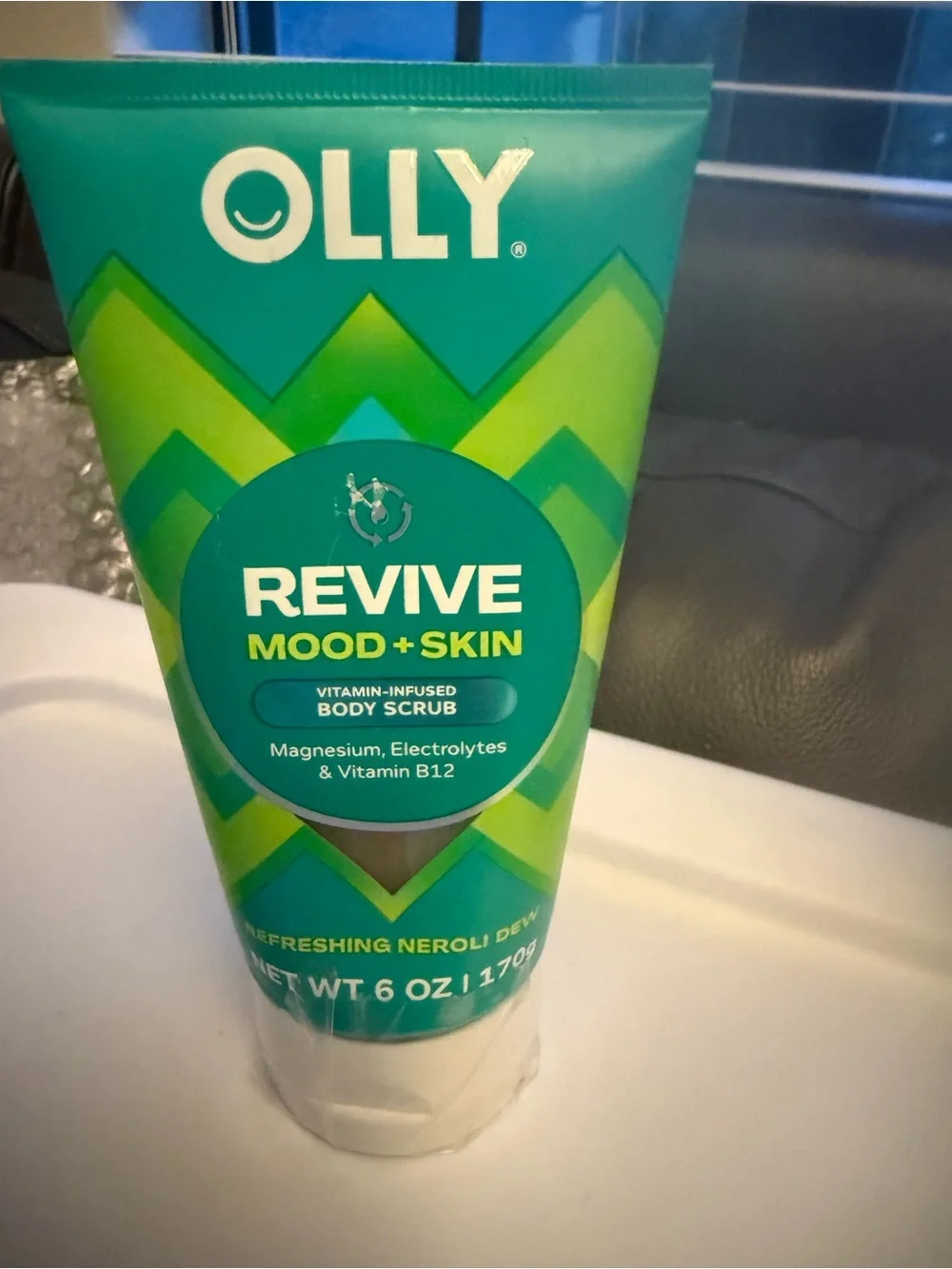OLLY Revive Mood + Skin Body Scrub